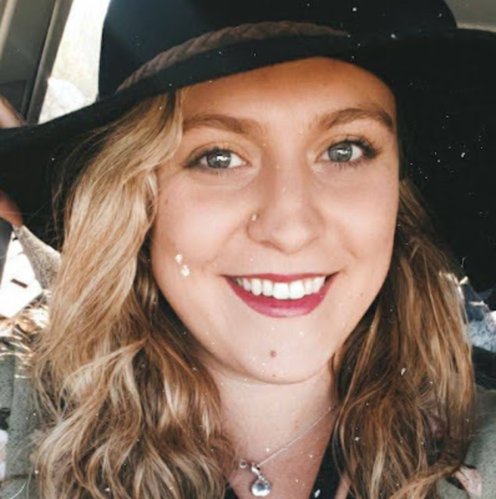 Meet your Posher, Lexis